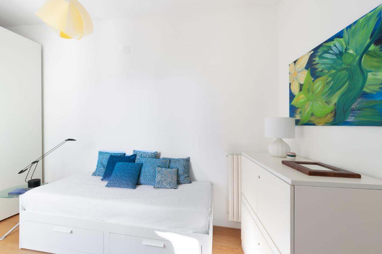Casa Flo Con Terrazza E Ascensore Σαλέρνο Εξωτερικό φωτογραφία